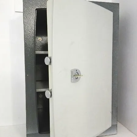 Renovado,vistas Piscina, Aire Acondicionado,wifi דירה *
